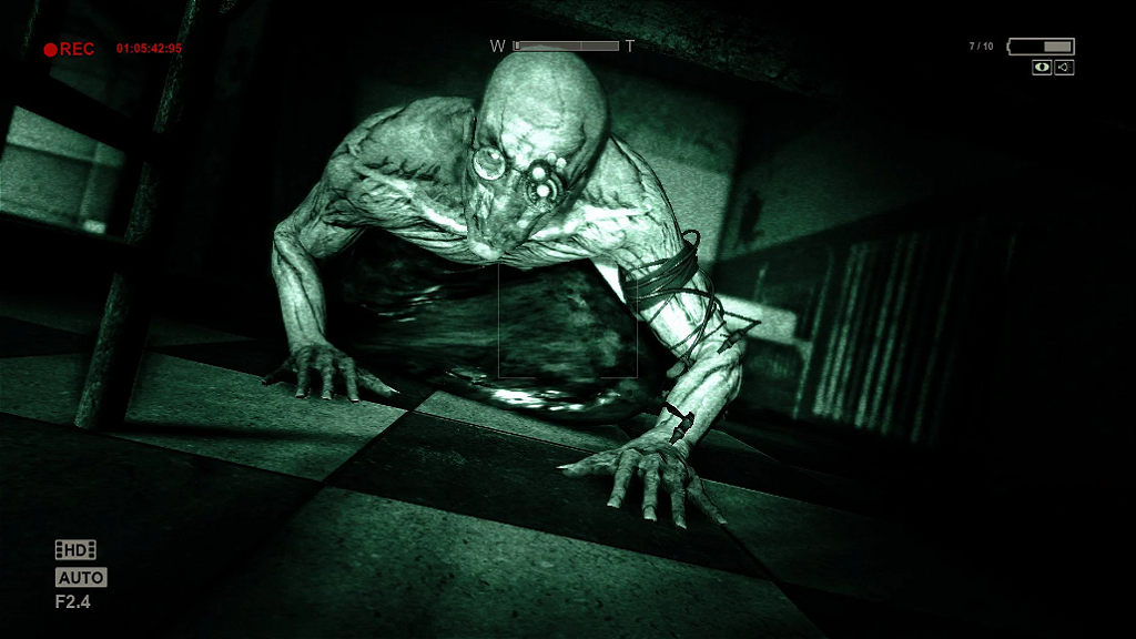 JOGO PS4 OUTLAST TRINITY (SEMINOVO)